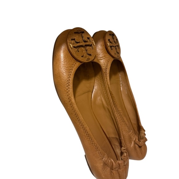Tory Burch Royal Tan Leather Reva Flats size - Picture 2 of 12